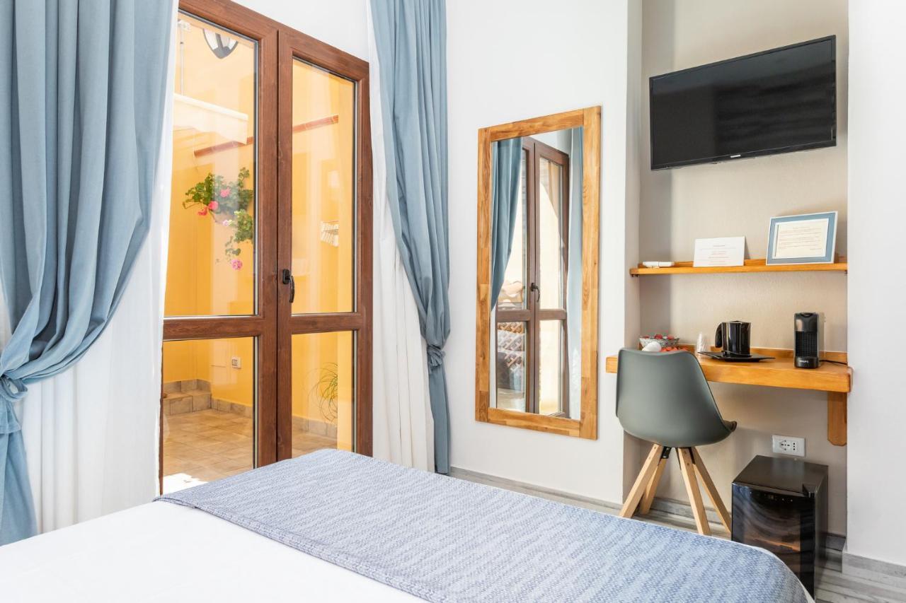 Vittoria Rooms Quartu Sant'Elena Exterior photo